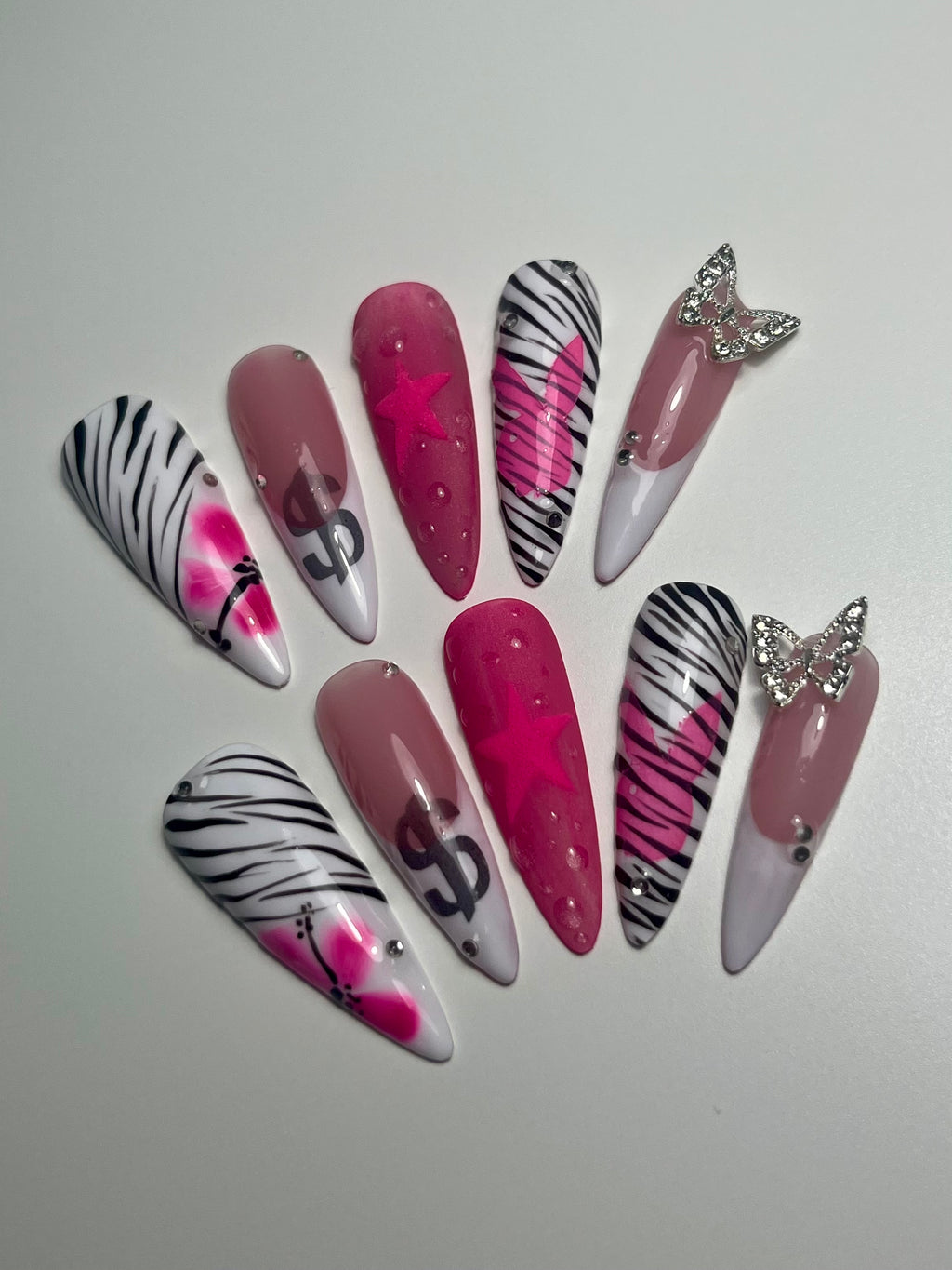 NOUGHTIES BADDIE PRESS ON NAILS