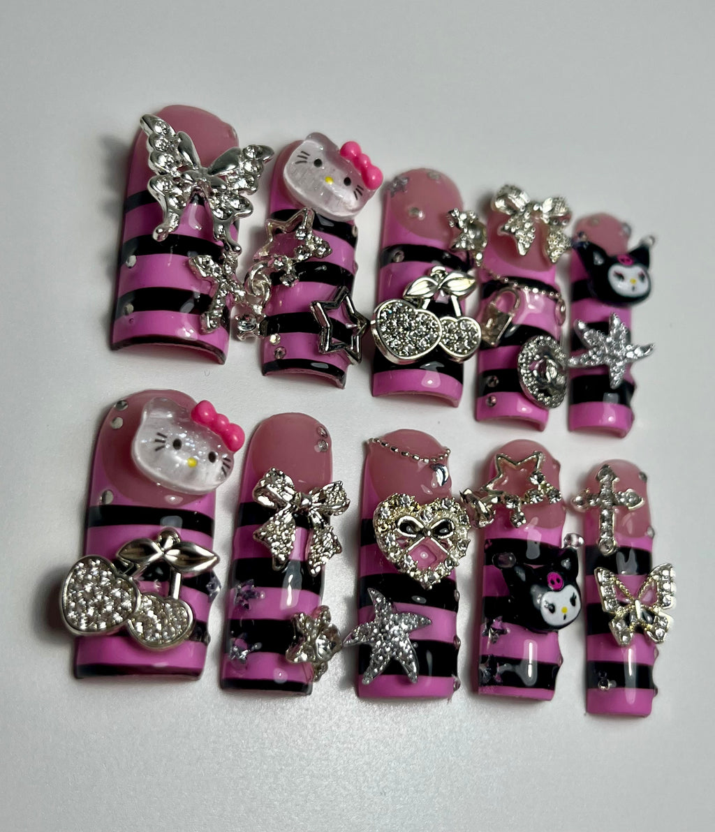 BRAT PRESS ON NAILS