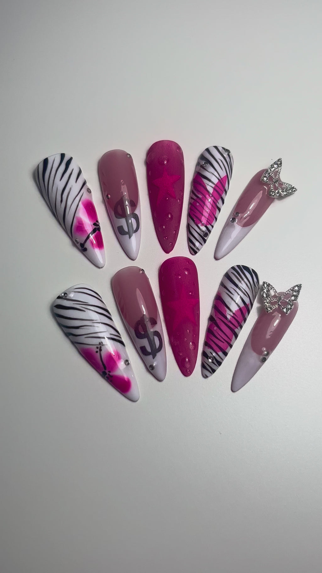 NOUGHTIES BADDIE PRESS ON NAILS