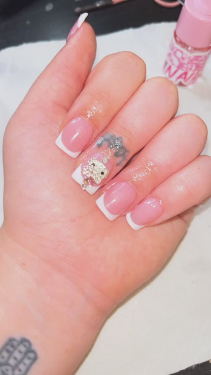 Hello Kitty Babe